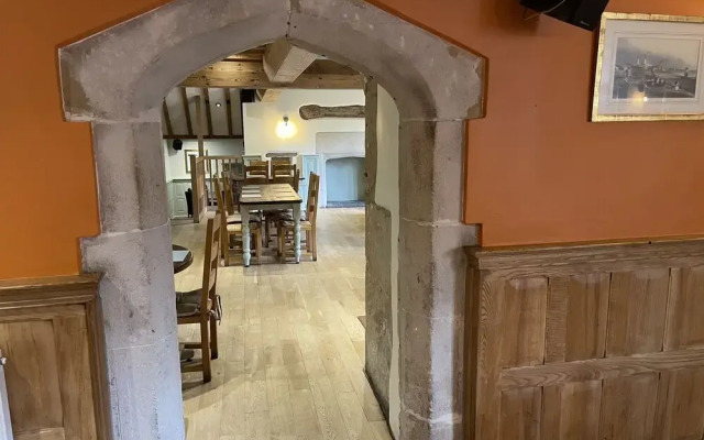 The Thatched Cottage Inn