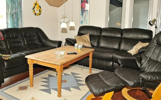 Cosy Holiday Home in Henne With Swimming Pool