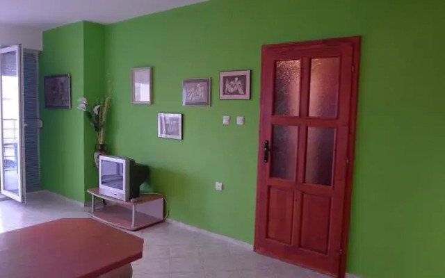 Armi Apartment
