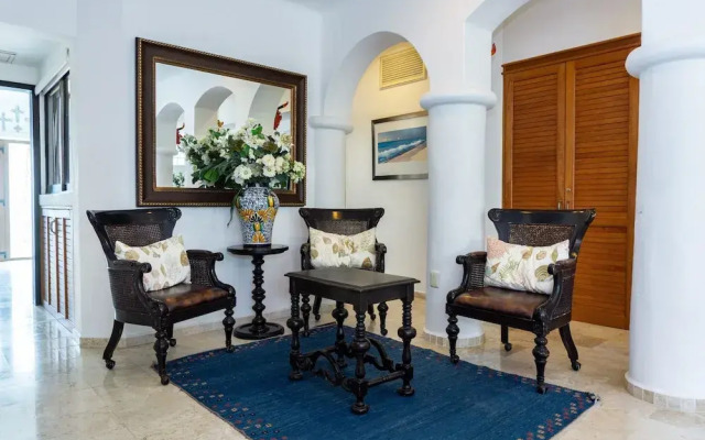 Royal Palms 8 2 Bedroom Condo by RedAwning