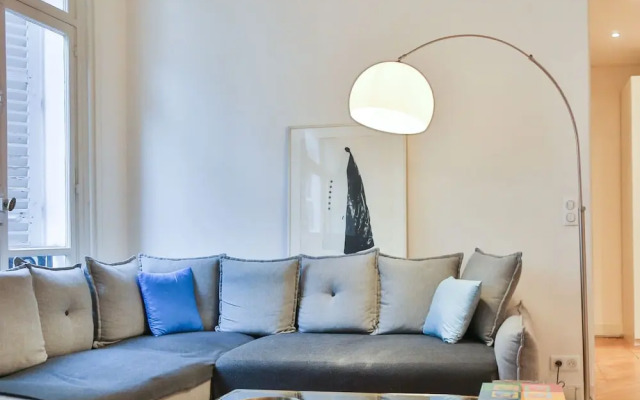 Secret Villiers I Stylish 2 Bed Apt in Villiers