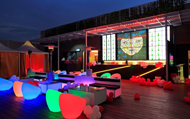 Zone Connect by The Park Saket New Delhi