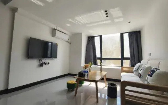 Jiangmen Xilin Apartment (Jiangmen East Station Jianghai Wanda Branch)