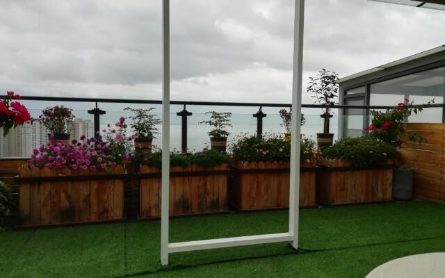 Cang Er Yao Ke Sea View