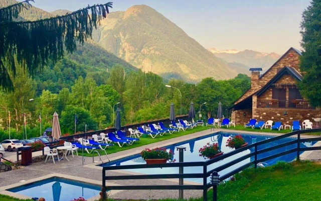 Hotel Petit Lacreu
