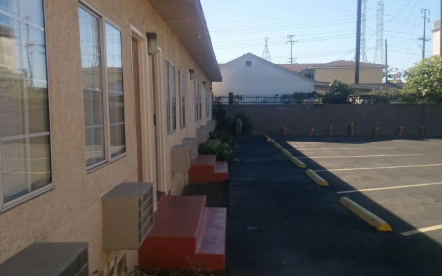 Budget Inn