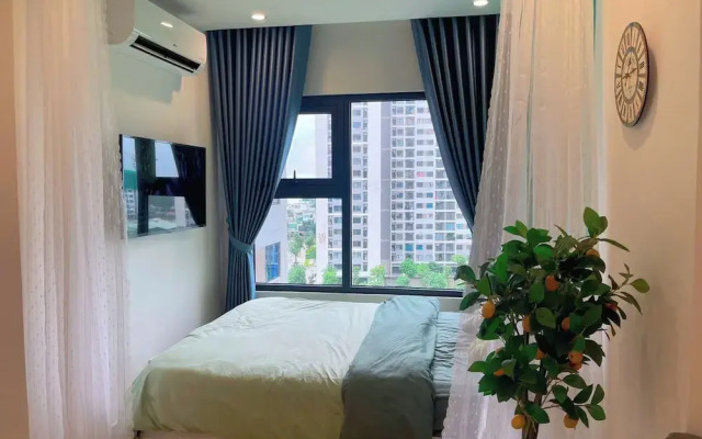 SURIHOME- Vinhomes Grand Park Apartments