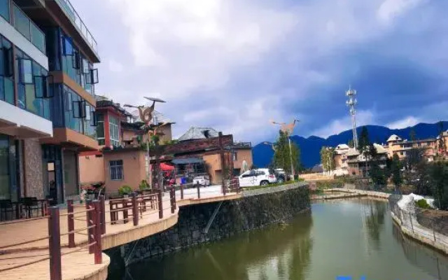 Yuanyang Yunling Terraces Homestay