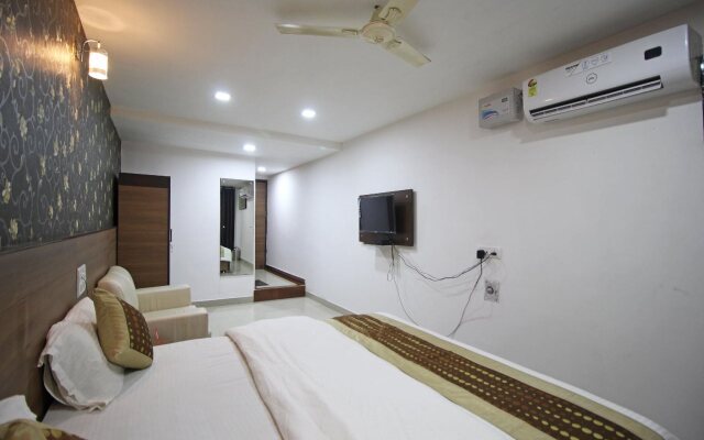 Hotel Grand Celebration By OYO Rooms