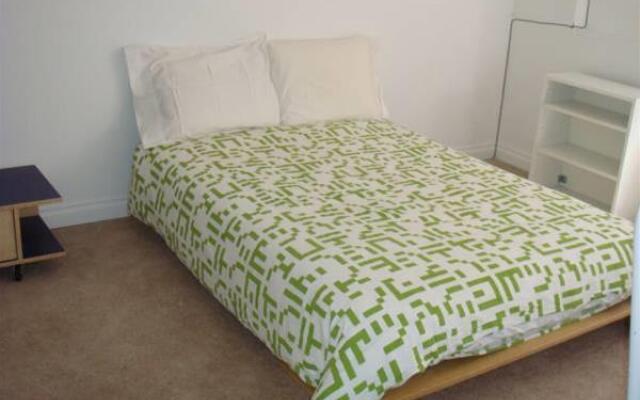 Vancouver Backpacker House