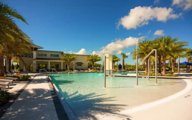 Magnificent Single Home with Private Pool SO2601