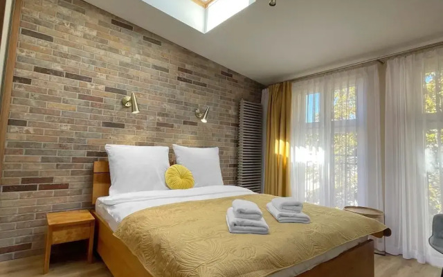 Starowiślna 41-43 by PI Apartments