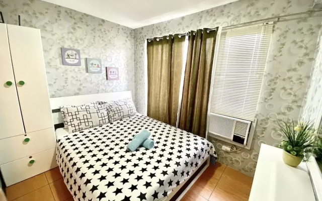1 Bedroom Deluxe Condo at Apartelle D' Oasis