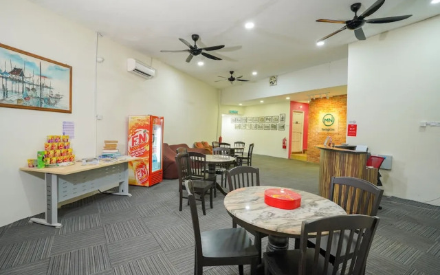 OYO 90011 MN Ferringhi Inn