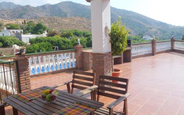 Villas Nerjazul - Villa Los Almachares II