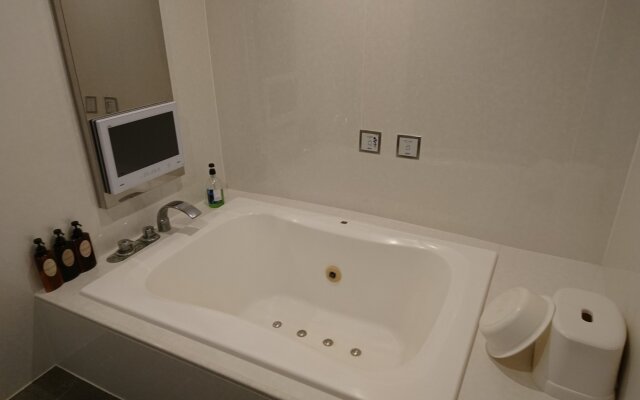 Hotel Eris Hakata - Adult Only