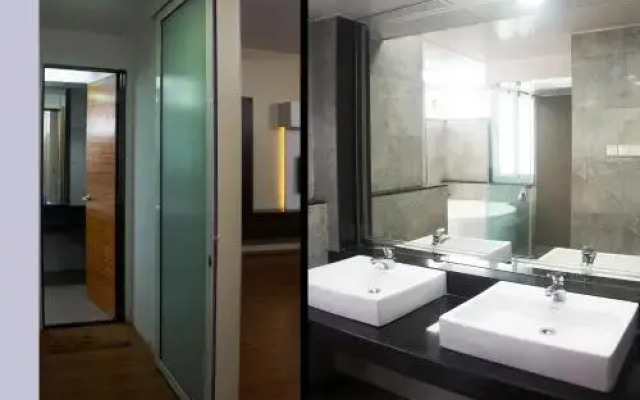 Amanora Service Apartment