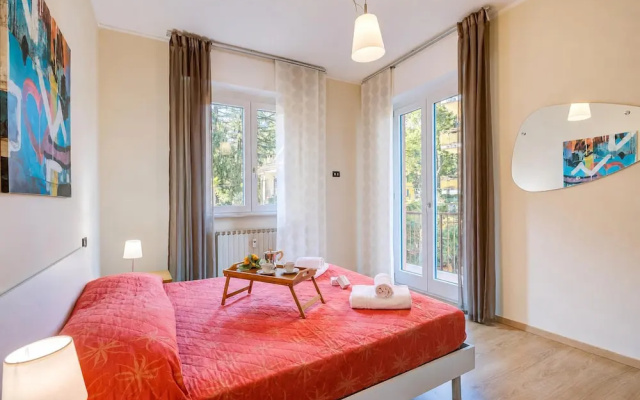 Alelu Classy And Chic Stresa Center