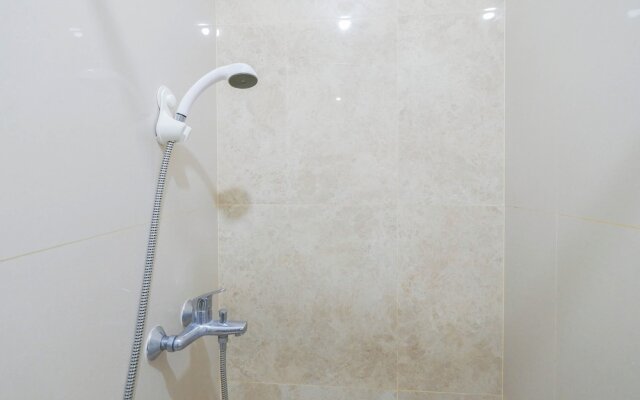 Great Deal And Homey Studio At Transpark Cibubur Apartment