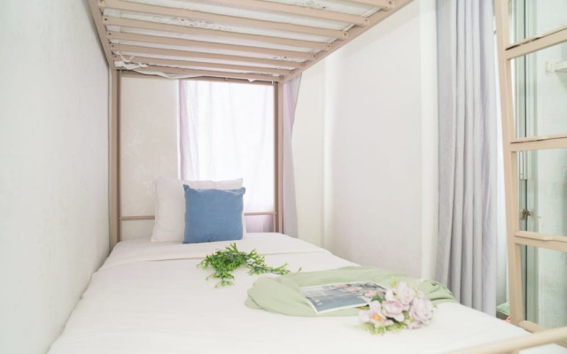 Compact Studio Near Baywalk Mall At Apartment Green Bay Pluit