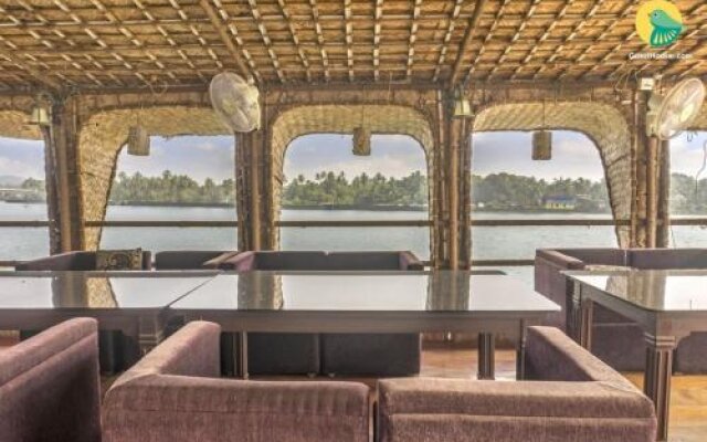1 BR Houseboat in siolim, by GuestHouser (A7CA)