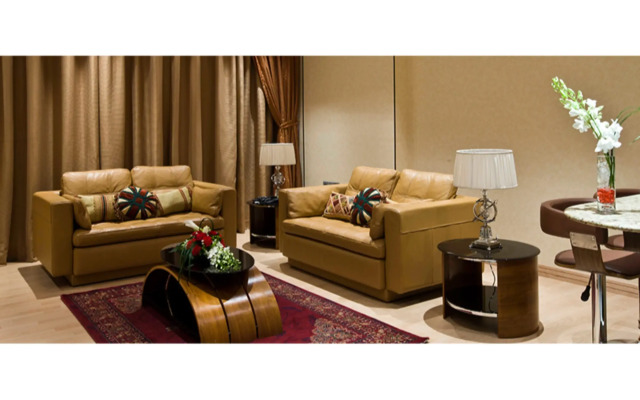 Elite Crystal Hotel