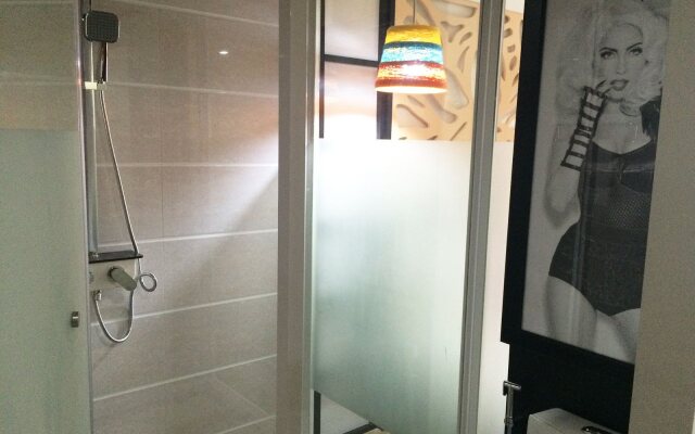 Jiang Yue Ming Shang Hotel