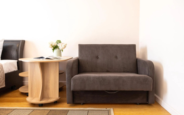 LovelyHome 39 (Lovelyhome 39) on 63 Dadaev Street