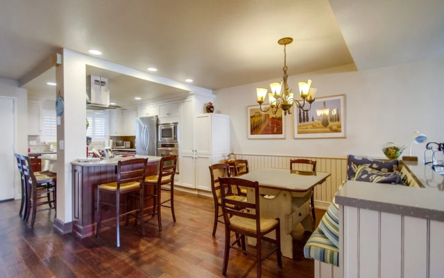 Gorgeous Ocean View Condo with Pool & Spa SURF9 by RedAwning