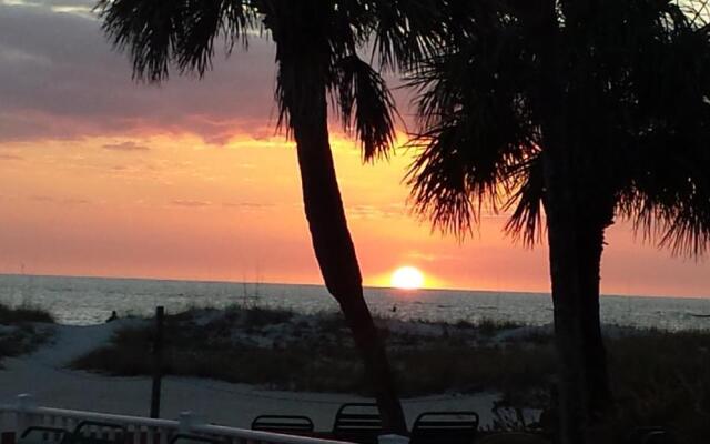 John's Pass Beach Motel