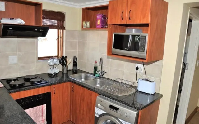 Midrand Bachelor Apartment