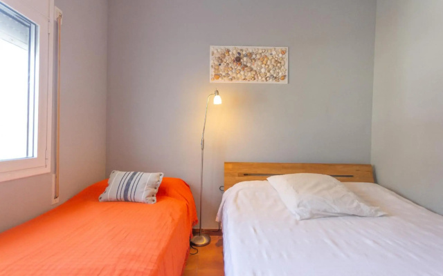 Casa Familiar con Amplio Jardín Av 3 Calas