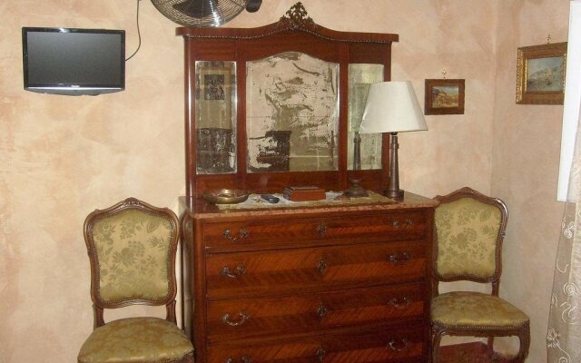 B&B Carolina Plebiscito R.