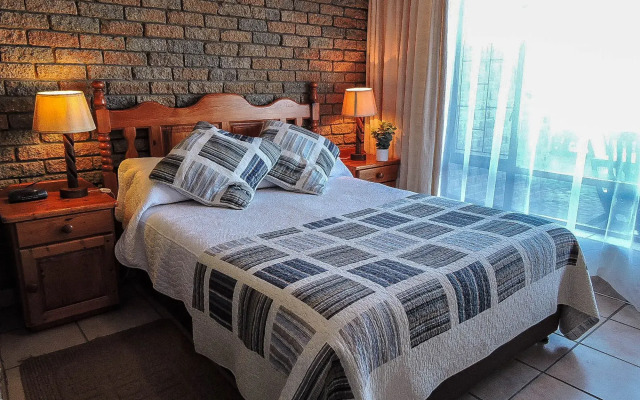 Amzee Bokmakierie Guest House