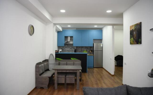 Stylish 1 BDR apartment in Ortachala.