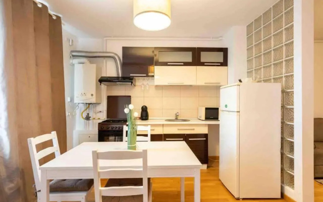 Perfect Studio with View and Undergound parking