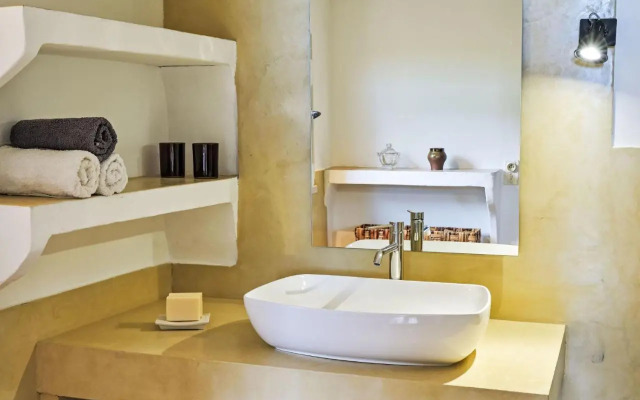 Holiday Home Rutili - Josée - CTN255