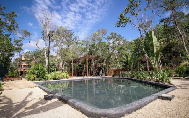 Private & Exclusive Apt Garden pool