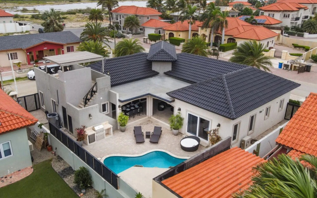 New! Top Location! Rooftop Terrace With Ocean View