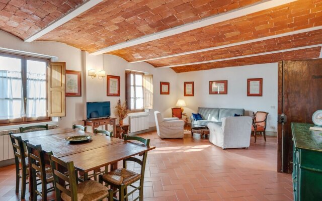 Peaceful Mansion in Reggello, with swimming pool