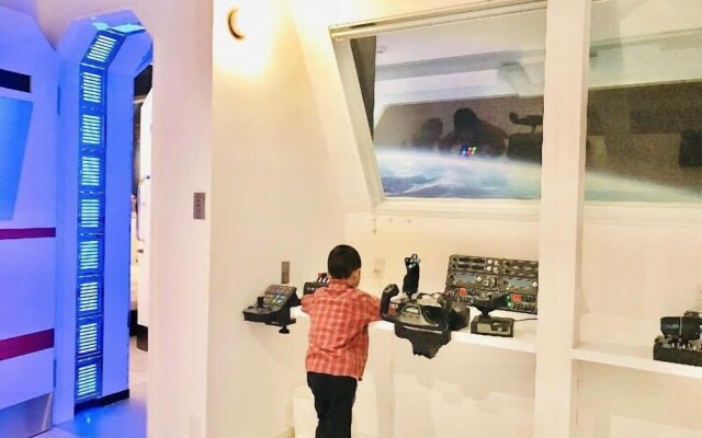 Guest House Discovery Ship