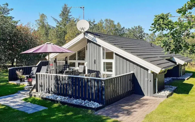 5 Person Holiday Home in Hals