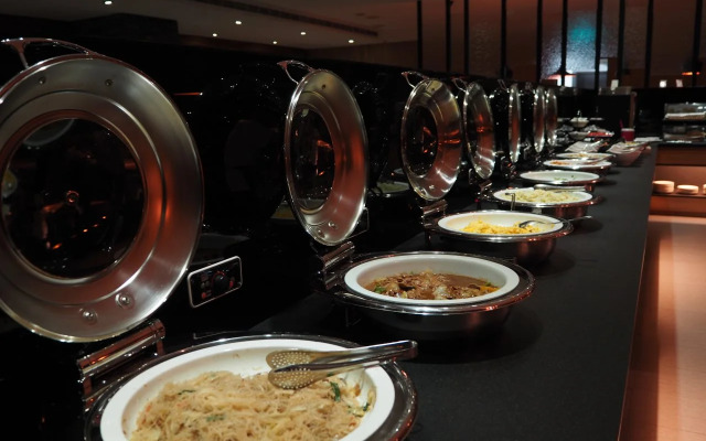 The Riverside Hotel International