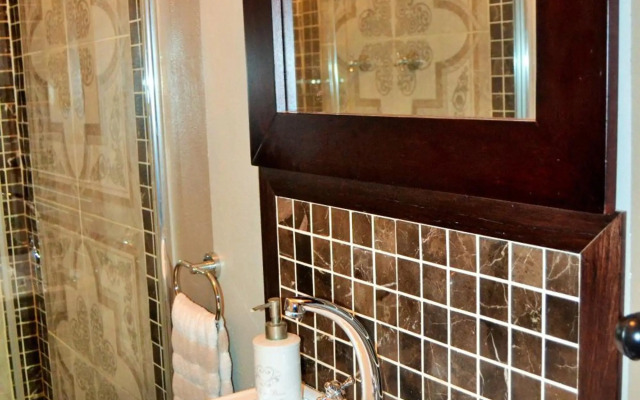 Versailles Self-Catering