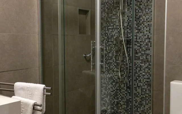 Arenal Suites
