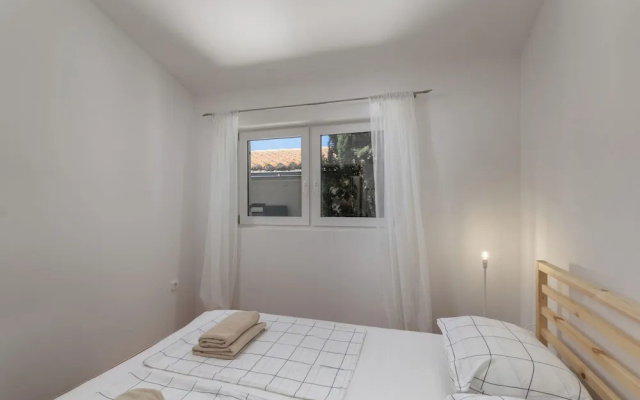 Holiday Home Seafront Escape