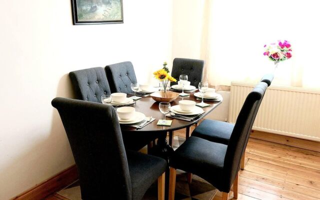 Beautiful 3-bed House in Chatham