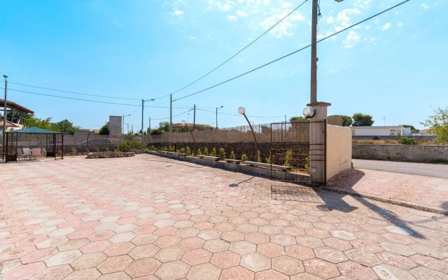 4163 Abate Filippo Home Holiday by Barbarhouse