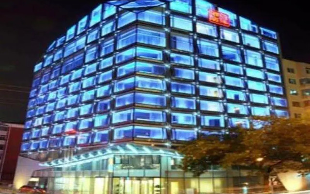 Ocean Hotel