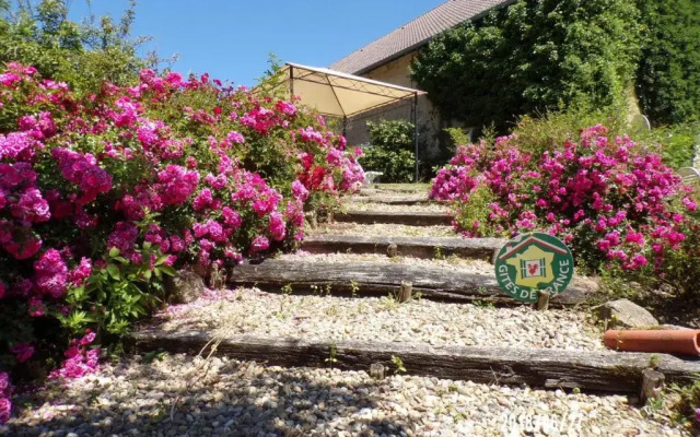 Gîte Noyant-d'Allier, 4 pièces, 9 personnes - FR-1-489-225